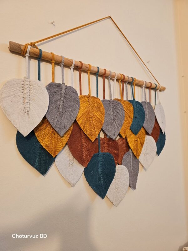 Leaf hanging