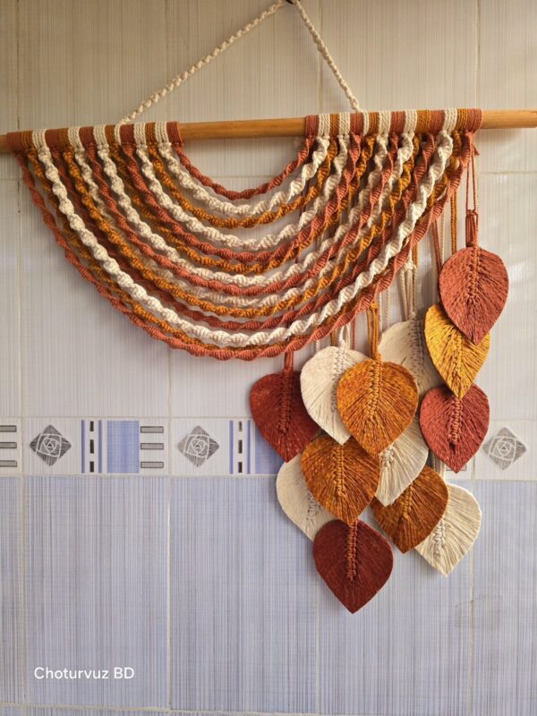 Macrame leaf hanging