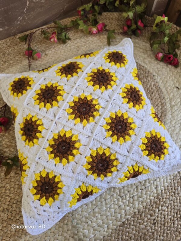 Crochet cushion cover