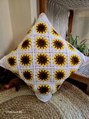 Crochet cushion cover